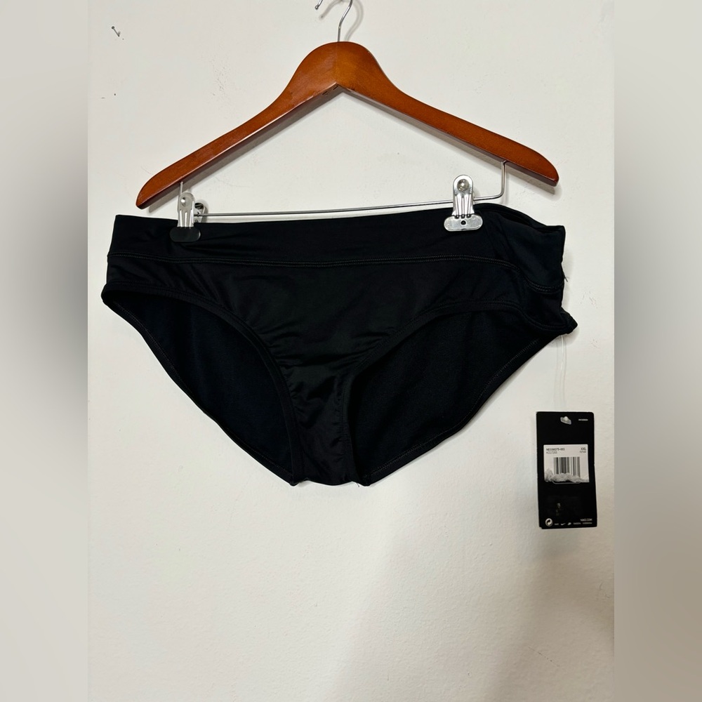 *NIKE BUNDLE NWT SALE* 2 pairs Nike Swim Women’s Bottoms Sz XXL